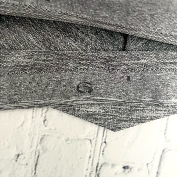 Lululemon SwiftlyTech Racerback Tank 031 - Picture 4 of 4